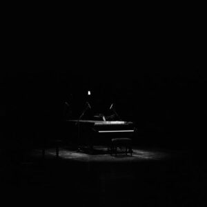 کاور آهنگ About Coming And Leaving از Nils Frahm