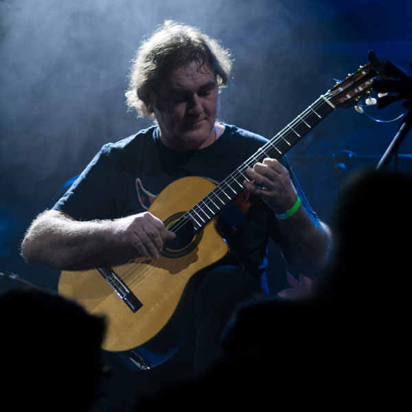ELVIS ŠAHBAZ