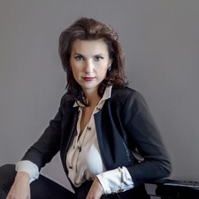 تصویر هنرمند Olivia Belli