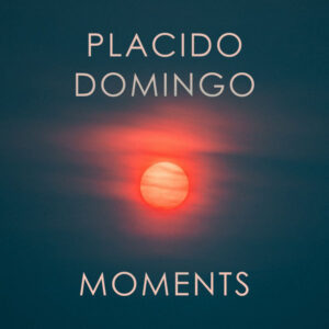 Domingo Moments
